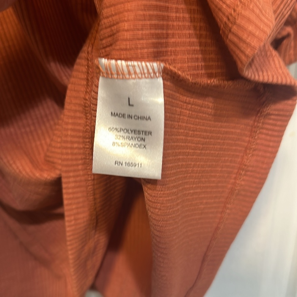 NWT Grace + Karma Top - Picture 3 of 4